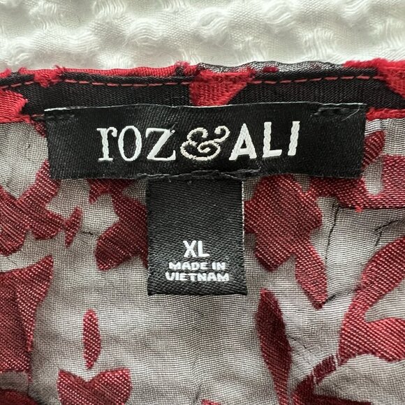 Floral Burnout Blouse Womens Size XL Gothic Whimsigoth Fairy Dark Feminine - Picture 6 of 8